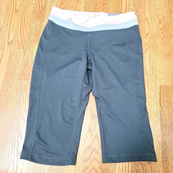 Tek Gear Yoga Capri M NWT - Picture 1 of 6